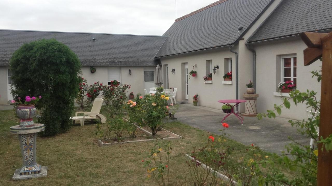 Le Clos Des Roses Civray-de-Touraine Exterior photo